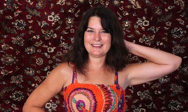 American Mature Slut Playing with Herself