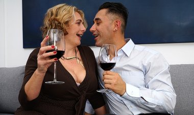 Squirting Camilla Gets It God And Hard