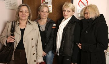 Naked Mature Women Came To Relax