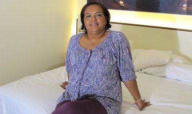 Chubby Coral Gets Herself Wet And Wild