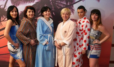 Watch These Women Unload And Relax Naked