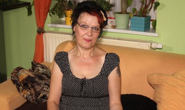 German Housewife Gets All Dirty When Her Hubby Is Away