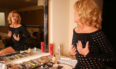 Naughty Blonde MILF Playing On Her Couch With Her Wet Pussy