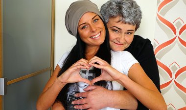 Hot Babe Having Fun With A Hairy Chubby Mature Lesbian