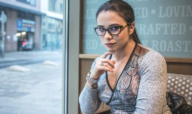 Big breasted mom fucking a guy