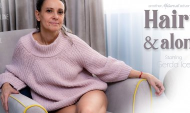 52 year old hairy Gerda Ice playing with her pussy