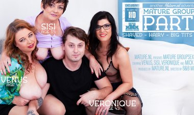 A mature groupsex party with big breasted Venus, hairy Sisi and MILF Veronique