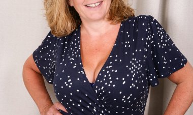 Naughty Camilla playing with her big natural tits