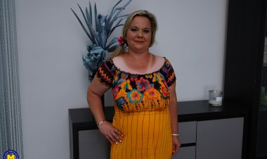 Naughty BBW Summer fooling around with her toyboy