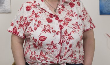 Huge breasted mature BBW getting very naughty