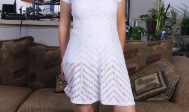 Hairy American mature lady playing with herself