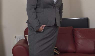 This blonde BBW loves to tease