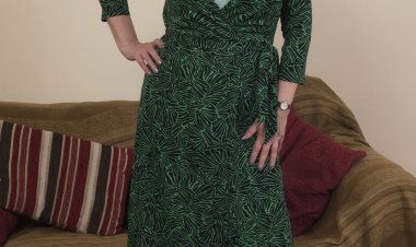 Horny British housewife teasing and pleasing