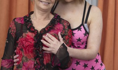 Horny teeny babe doing a naughty mature lesbian