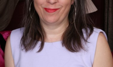 Hairy American mature lady getting nasty