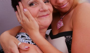 Hot blonde babe doing her mature lesbian lover