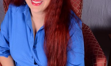 Hairy chubby American housewife playing alone