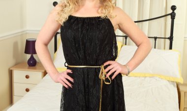 Naughty british MILF playing with herself