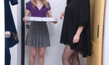 Let's have pussy for lunch for these old and young lesbians