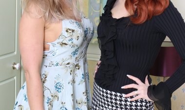 Steamy British old and young lesbians making out