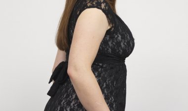 Naughty curvy mom getting it good