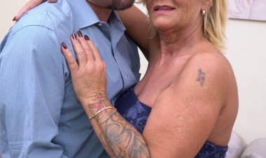 Horny mature lady having fun with her lover