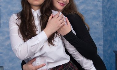 Hot 18 year old babe having sex with a 32 old mom who loves to lick pussy