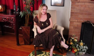 American mom showing off her hard nipples