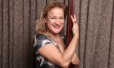 Hairy American housewife feeling  very dirty