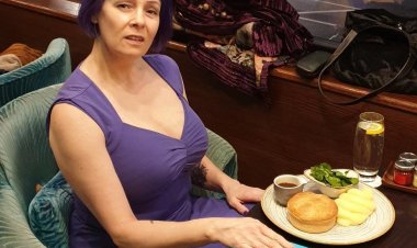 Big breasted mature lady playing with her pussy