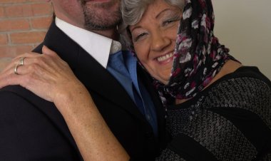 Grandma loves fucking her way younger lover