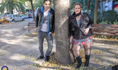 Huge breasted Sophia Lola loves facesitting on her toy boy