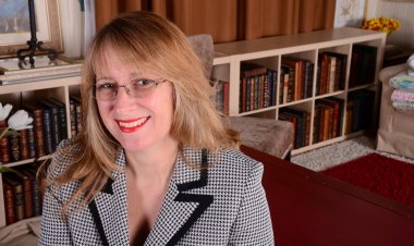 Horny American housewife feeling frisky