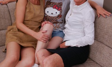 Three old and young lesbians making out and then some