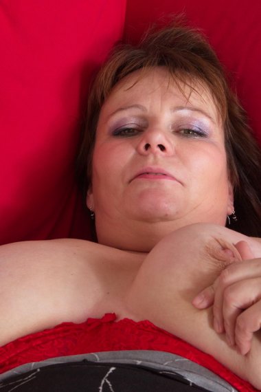 Big mature slut having sex with her toy boy