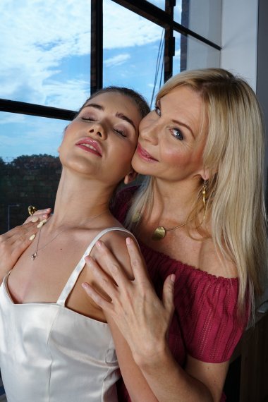 Hot blonde MILF taking on a horny lesbian teeny babe