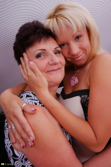 Hot blonde babe doing her mature lesbian lover