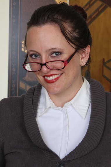 Hairy American housewife playing with herself