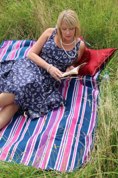 Naughty British housewife Amy fucking in an open field