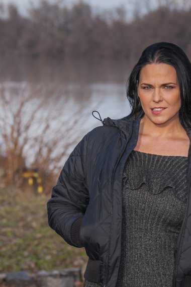 This hot MILF loves a big hard cock