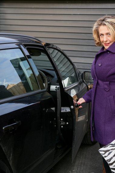 Naughty mature Camilla having a spicy date