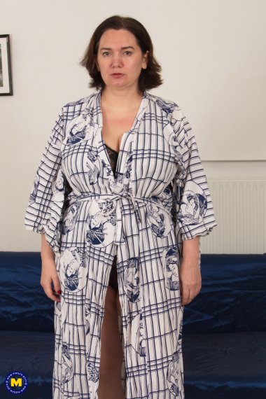 Naughty big mama getting ready for cock