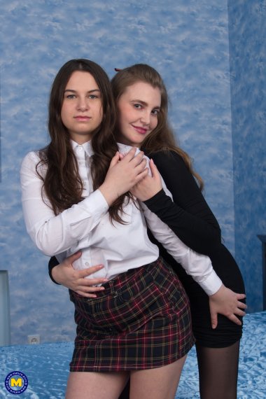 Hot 18 year old babe having sex with a 32 old mom who loves to lick pussy