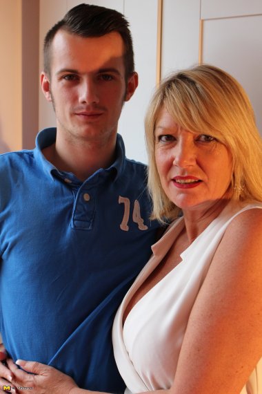 Naughty mature Amy loves doing the guy next door