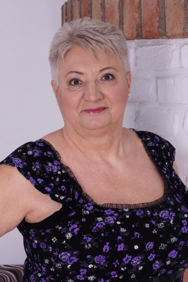 This big mama loves a good hard stiffy