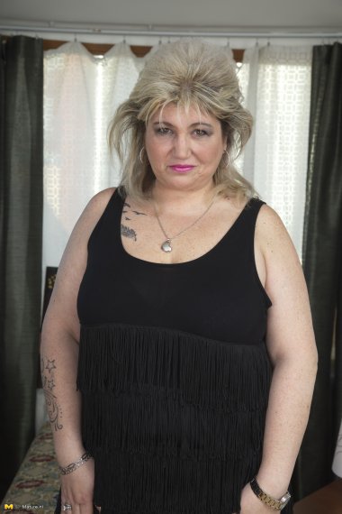 Hot fat lady in action