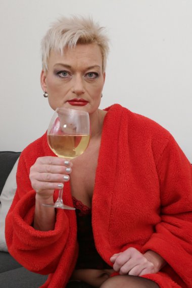 Kinky mature lady getting fucked and fisted