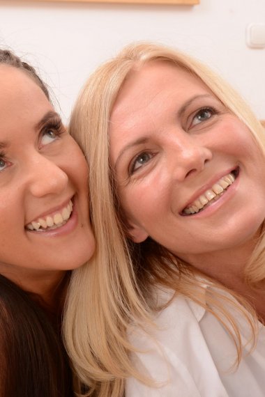 Hot old and young lesbian couple get wet