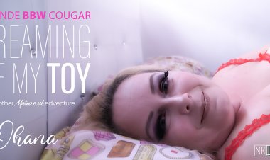 Ohana is a 42 year old blonde bbw cougar who loves to play with her pink vibrating toy