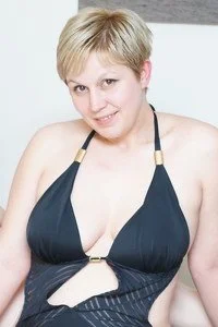 Viona K.